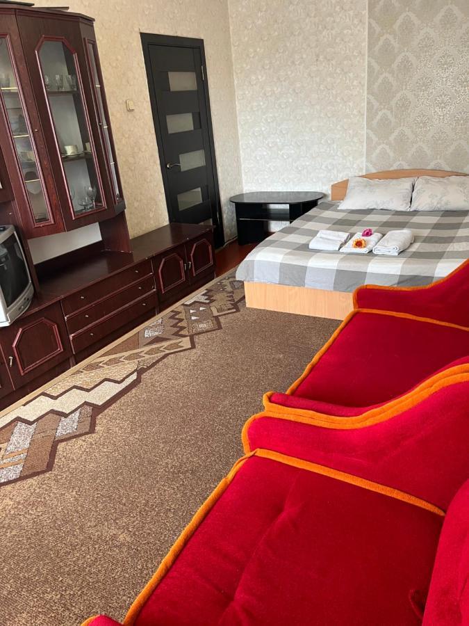 Apartment On Bukovinska Ривне Екстериор снимка